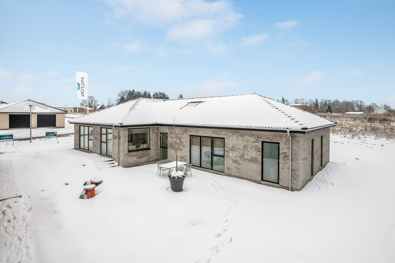 Annevej 12, 5792 Årslev